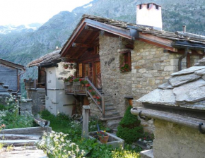 Гостиница Haus Zer Trächu, Саас-Альмагель